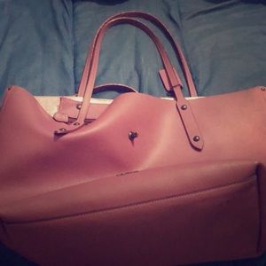 Beautiful Coach Tote *Prices are negotiable*